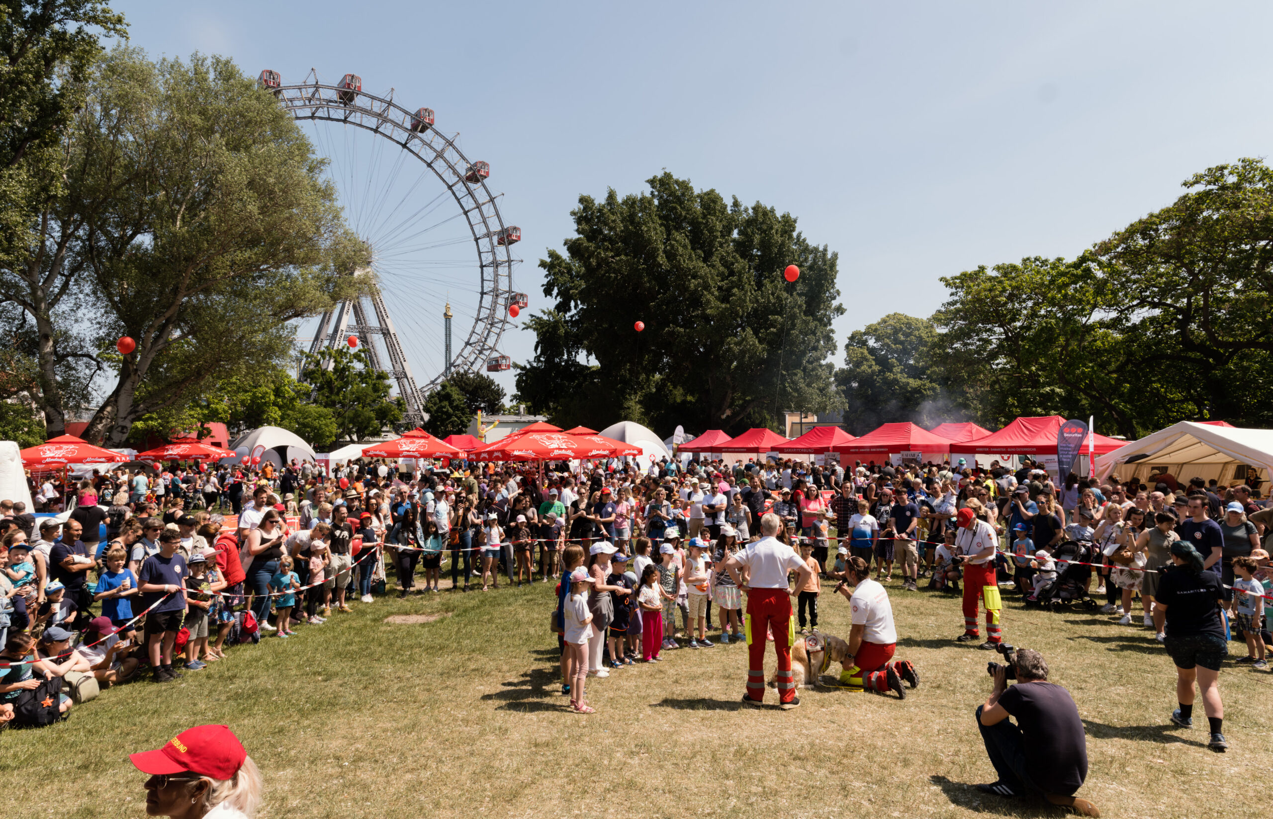 Tag des Samariterbundes auf der Kaiserwiesn