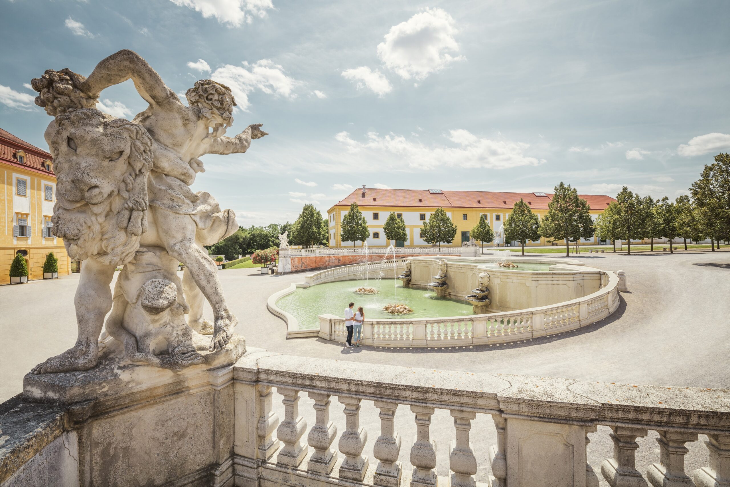 Damals wie heute zieht Schloss Hof im Marchfeld seine Besucher*innen in den Bann.