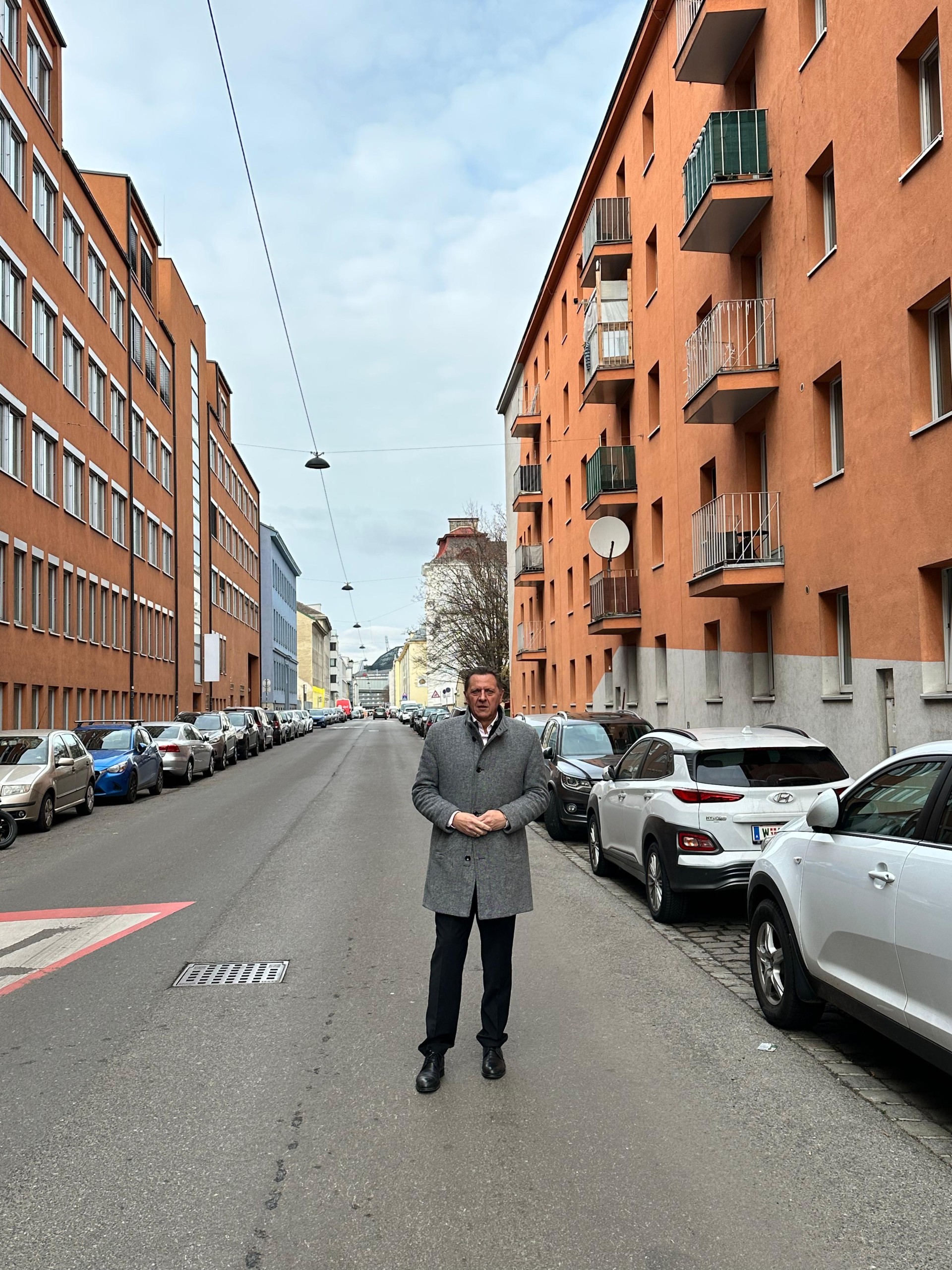 Simmering: Anrainer wünschen sich mehr Parkplätze