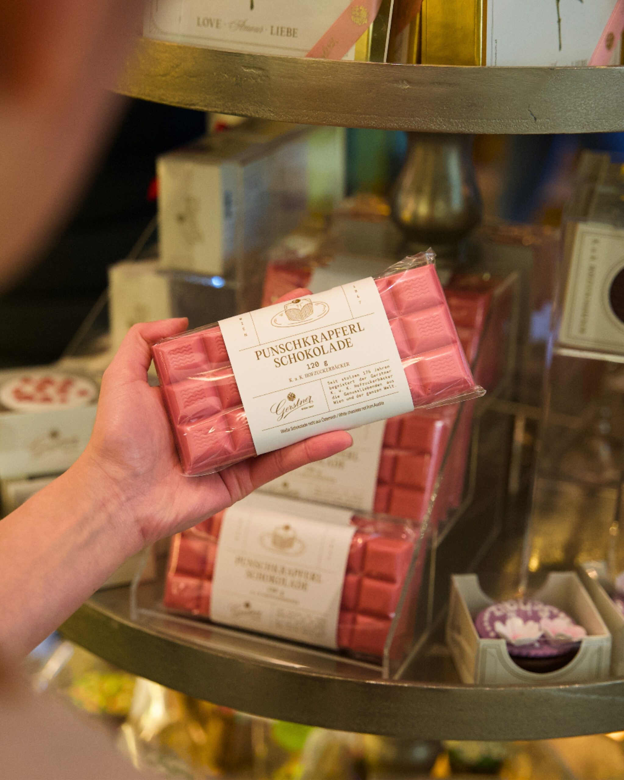 Punschkrapferl Schokolade: Wiener Tradition in süßer Form