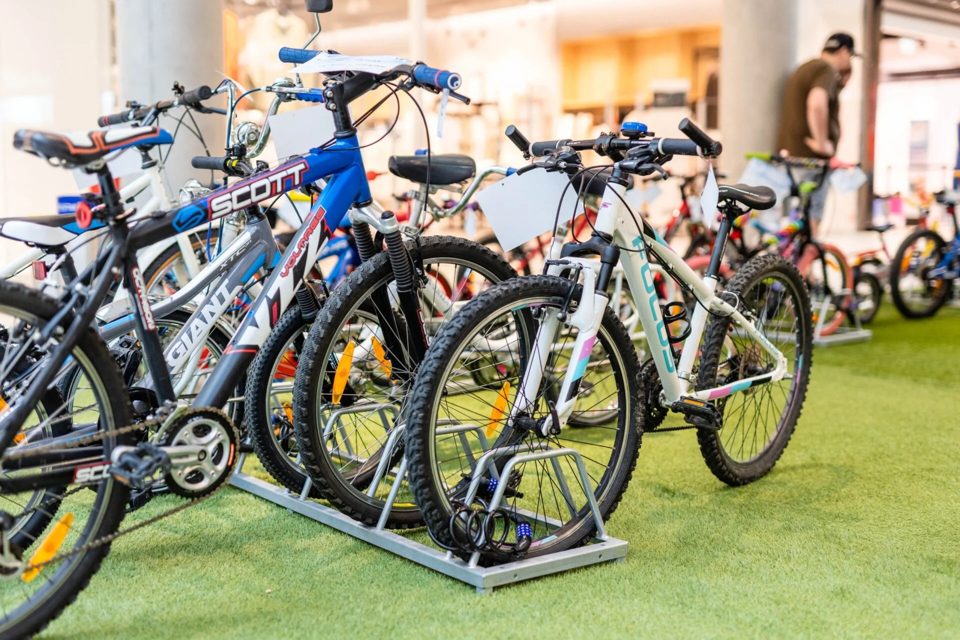 Auf die Radl, fertig, los: Rad- und Scooter-Flohmarkt