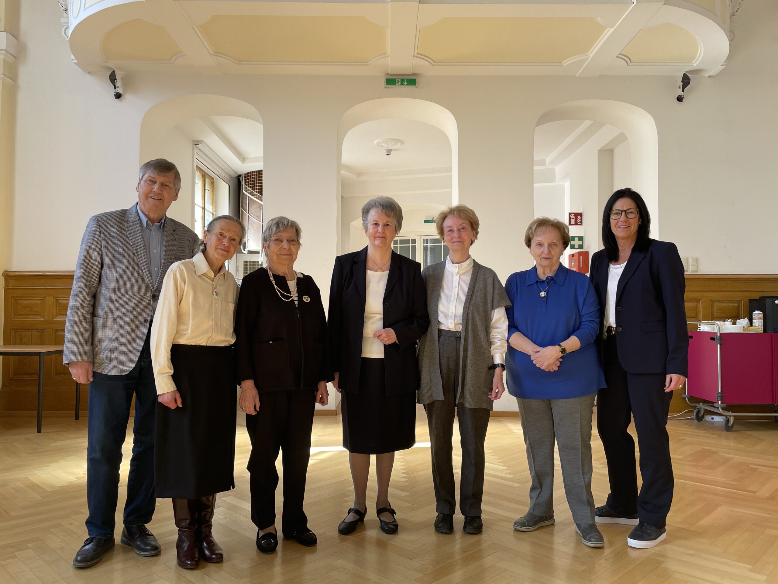 60 Jahre Herzenswärme und Teamgeist in der Pflege